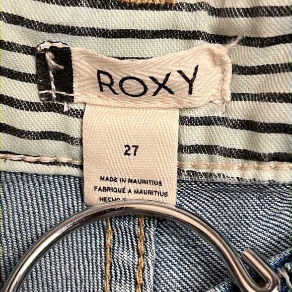 Roxy Jean Shorts Womens Size 27 - Picture 3 of 5